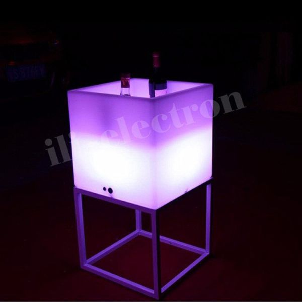 Outdoor Waterproof Light Up Ice Bucket Square With Metal Stand