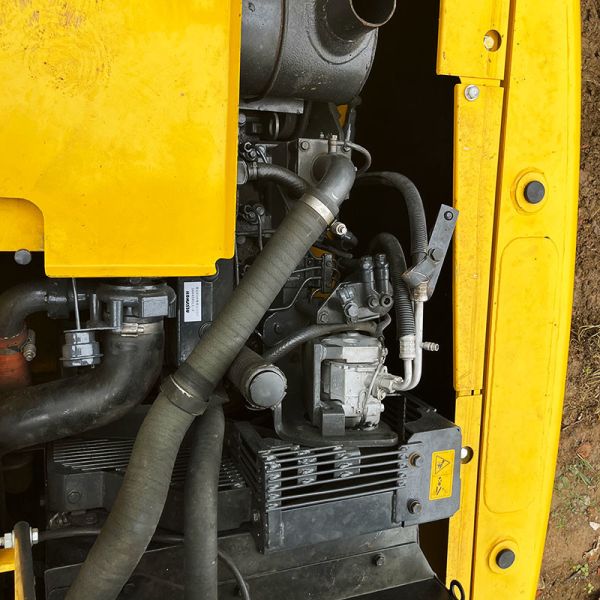 Used Digger Hydraulic Komatsu OC130 13Ton Excavator Earth-Moving Machinery