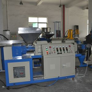 AS pearlescent masterbaitch plastic recycling machine 11-22kw power