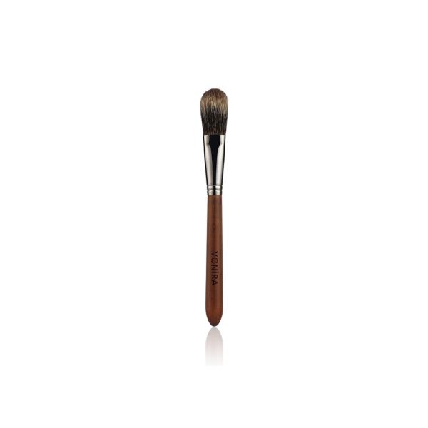 Buy Cosmetic Handcraft Squirrel Hair Blush Brush Contour Powder Brush for Makeup at wholesale prices