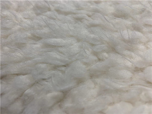 Short Milk Ladies Faux Fur Coats With Collarless and Metal Zip Through