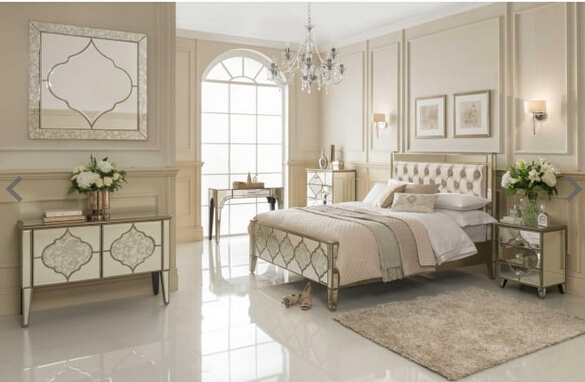 Fogging Pattern Mirrored TV Console , Living Room 2 Doors Mirrored TV Cabinet