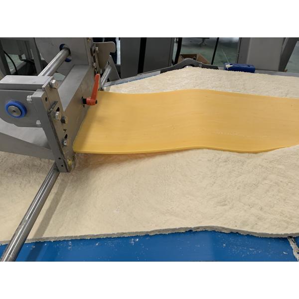 600-1200kg/H Capacity Puff Pastry Production Line Of Semi-Automatic / Fully