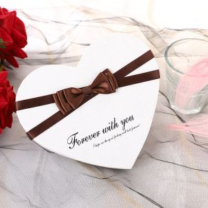 Luxury Heart Shaped Boxes Chocolate Explosion Gift Box With Dividers