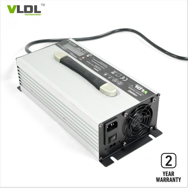 Auto Cut - Off HV Battery Charger 102.2V 20A For 84V Lithium Battery Powered Electric Cars