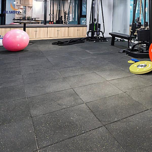 Interlocking Eco Friendly Fire Resistance Rubber Flooring Mat For Commercial