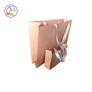 Boutique Shopping Bags Customized Service Environmental Protection