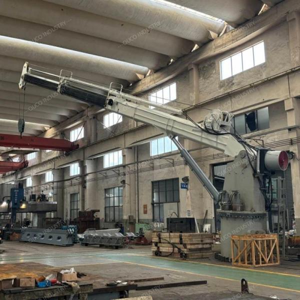 Buy 4T 20M Telescopic Boom Offshore Lift Crane Pedestal Mounted at wholesale prices
