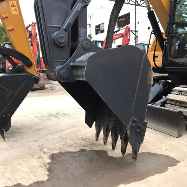 Volvo 140D Crawler Excavator 14 Ton Used in Shanghai for Excellent Performance