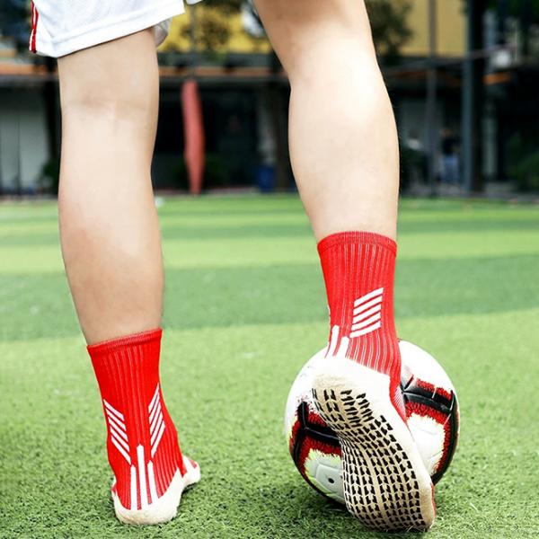 Custom Non Slip Athletic Football Socks Breathable Mesh Men Grip Socks