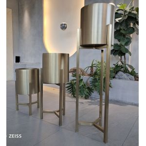 Garden Multifunctional Stainless Steel Planter Pots Round Cylinder With Stand