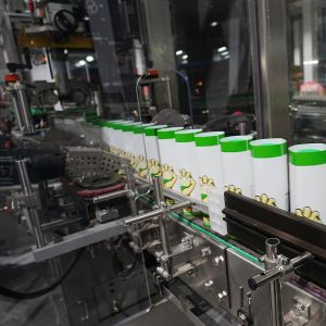 Automatic Sleeve Labeling Machine 9000-72000bph for Bottles and Cans