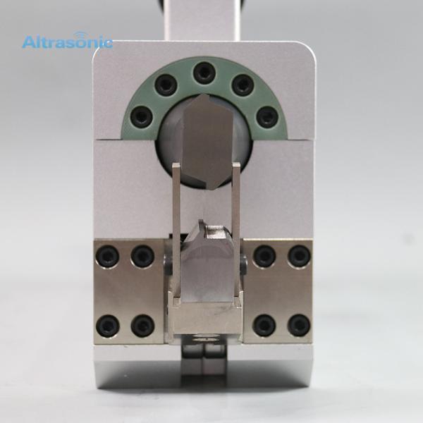 Automatic Calibration Ultrasonic Metal Welding Machine 20kHz 3000W