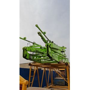 Extremely Efficient ZCC2600 260 Ton Mobile Hydraulic Crawler Crane Heavy Lifting