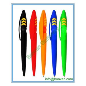 China twist mechanism ball pen, fancy promotional twist ball pen on sale