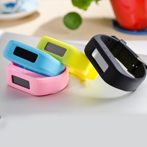 Cheap price smart multi-function wristband pedometer with OLED screen watch