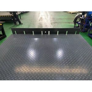Roll Off Stop Hydraulic Dock Levelers With 120mm Safety Barrier