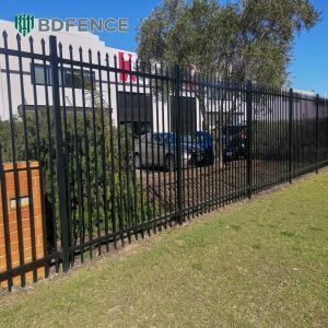 With Spikes Tubular Steel Fence Deterrent Feature