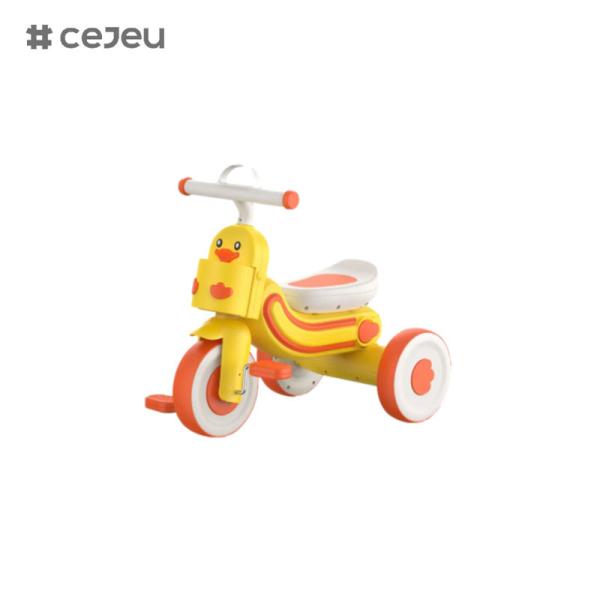 CJ-608,with Lghts/Music/Three wheels,three of color,Yellow/Blue/Pink,Ducklings shape tricycles,Product Size60*30*49CM