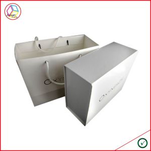 Ivory Cardboard Foldable Gift Packaging Box With Wrapping Bag