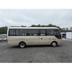 Coach Bus Second Hand Yutong T7 Yuchai 163hp  Leaf Spring 17 Seats  Lux Transport With Air Condition