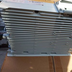 RXU06 WD5MJRUA0R0 02310TEJ Multi-mode Multi-carriers Remote Radio Unit