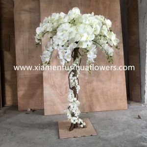 Quality wholesale wedding table centerpieces tree mini white pink fake cherry blossom trees for sale