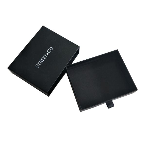 Clothes Shirt Packaging Custom Slide Boxes Spot UV Material Surface Personalised