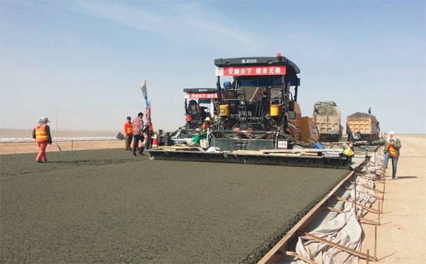 Buy Weichai Engine Road Maintenance Machinery / Paving Equipment RP603 at wholesale prices