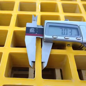 UV Resistant Glass Fibre Grating Sheets Customized Shape for Construction