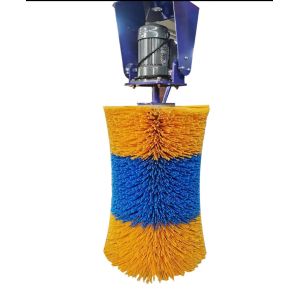 China Farm Equipment Automatic Electric Nylon Brush Cattle Body Massage Brush on sale