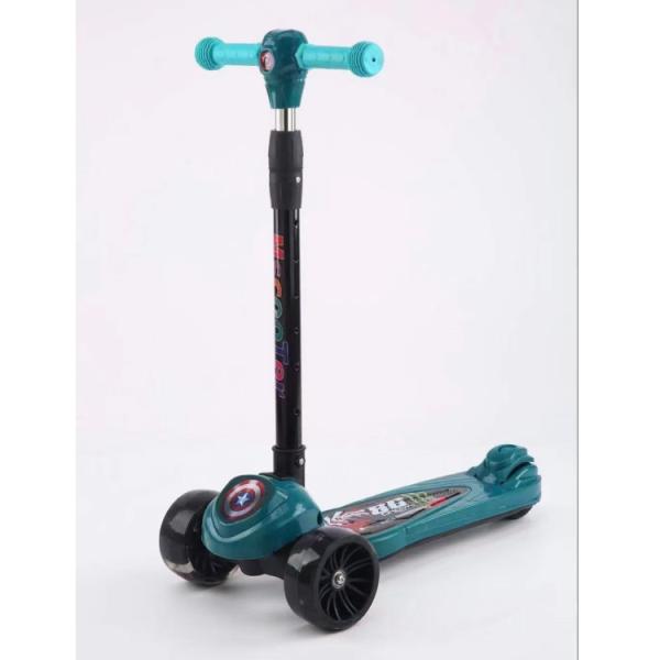 Carton Size 71*51*62 Three Wheel Kick Scooter for Kids Quick Folding Design Direct