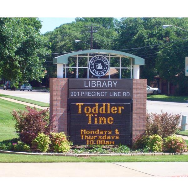 Buy Aluminum Cabinet Monument LED Signs RGB Color FCC ROHS Certificate at wholesale prices