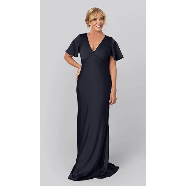 Shiny V-neckline Short Sleeves Zipper Sheath Plus Size Sweep Train Silver Satin Mother Of The Bride Dress