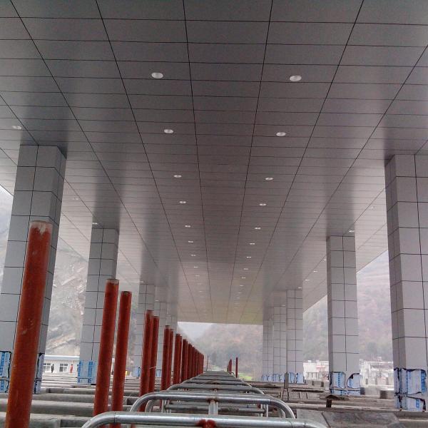 S355JR Gas Station Canopy Shed 500m 1000m Corrugated Roof Shed