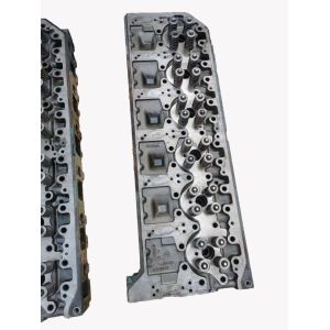 VOLVO D12D Cylinder Head Assembly