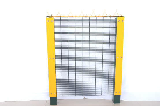 Buy 4mm Anti Cut Security Fence Pvc Coated 6feet Height With Flat Bar at wholesale prices