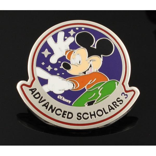 Customized zinc alloy brooch pin enterprise logo emblem staff cloisonne blue cartoon badge