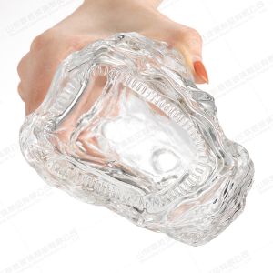 Custom Size Accepted Crystal Whiskey Brandy Decanter with Gold Glass Bottle Cap