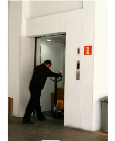Buy AV Drive Warehouse Freight Elevator With Machine Room 3000KG at wholesale prices