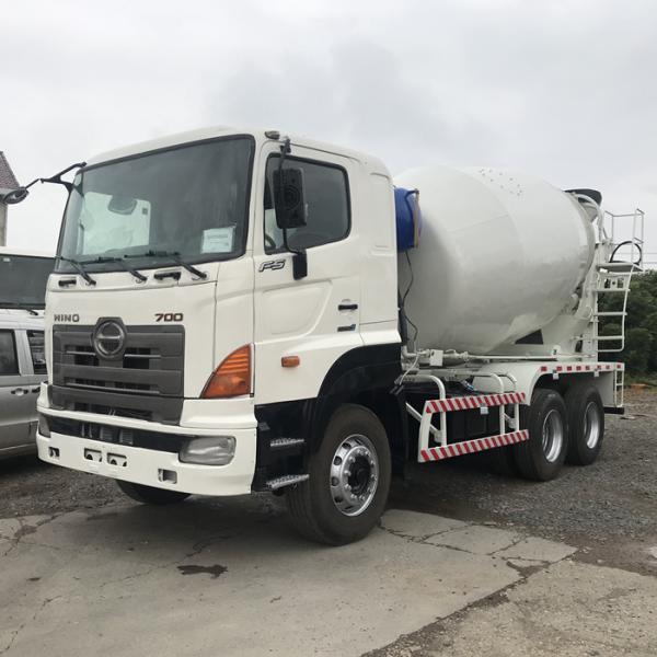 Buy Hino Concrete Mixer Truck Concrete Mixers 10m3 Construction Vehicle at wholesale prices