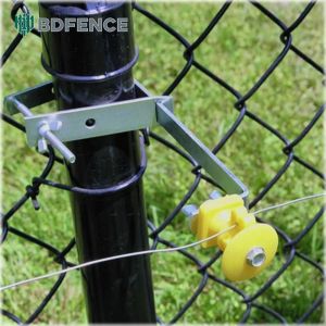 Treehouse Chain Link Fence Ladder