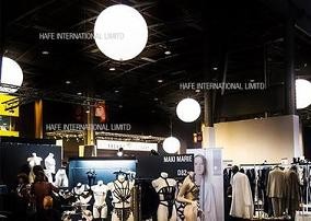 China Metal Halide Inflatable Lighting Decoration , 300 CM Hanging Ball Inflatables Remote Control on sale