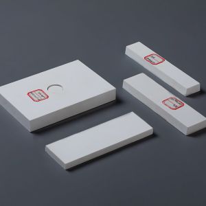 Quality Temperature And Wear Resistant Alumina Ceramic Tiles High Hardness for sale
