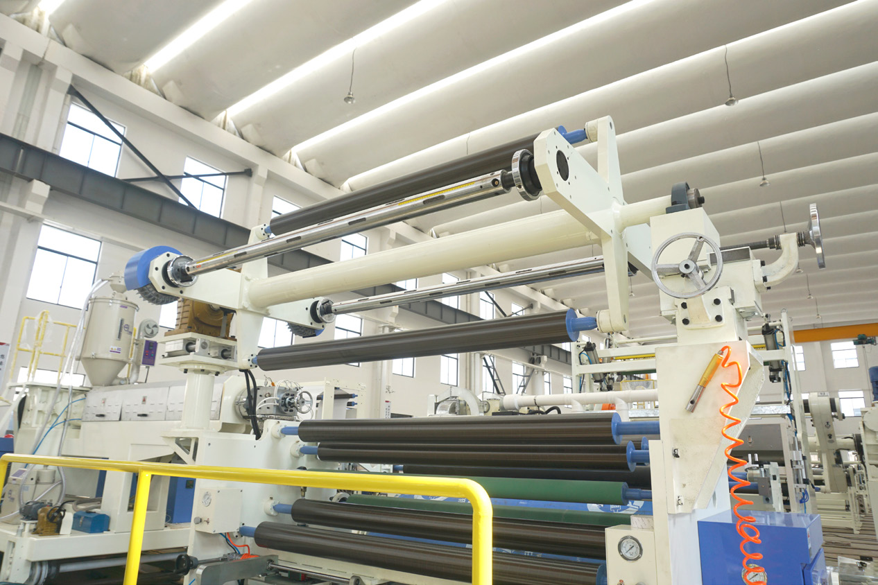 High Efficiency Multi-function Multi-layer Extrusion Laminating Machine