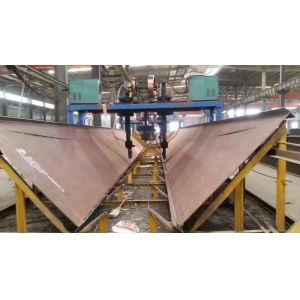 10 Fission Resistant Steel Structure Hangar Painted / Galvanized Surface