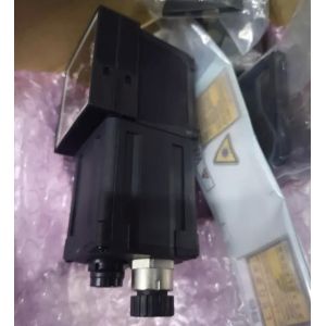 FQ2-S20050F Japanese Omron Programmable Controller with Relay Outputs