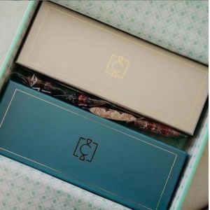 Custom Gourmet Chocolate Box Packaging Rectangle Acrylic UV Coating