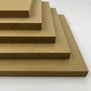Moistureproof MDF Core Plywood Sheets Practical Harmless Recycled