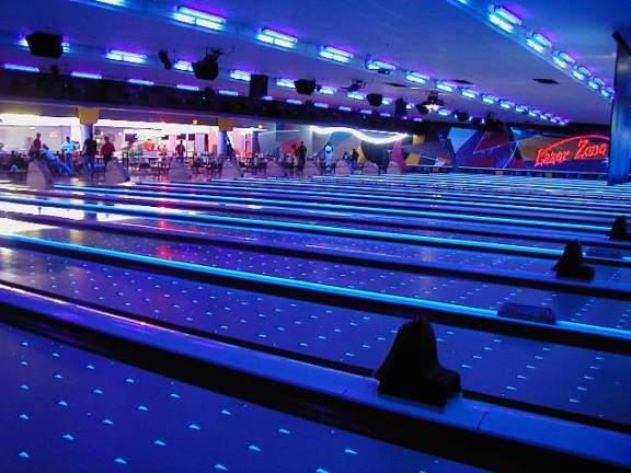 Bodybuilding Fitness High Reliability Bowling Lane Easy Install Glow Pattern And Thickness